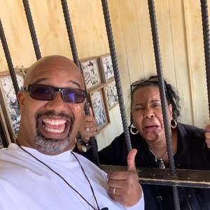 Meet your Posher, Robert